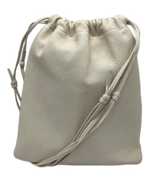 AURALEE（オーラリー）AURALEE (オーラリー) LEATHER SQUARE STRING POUCH アイボリーの古着・服飾アイテム