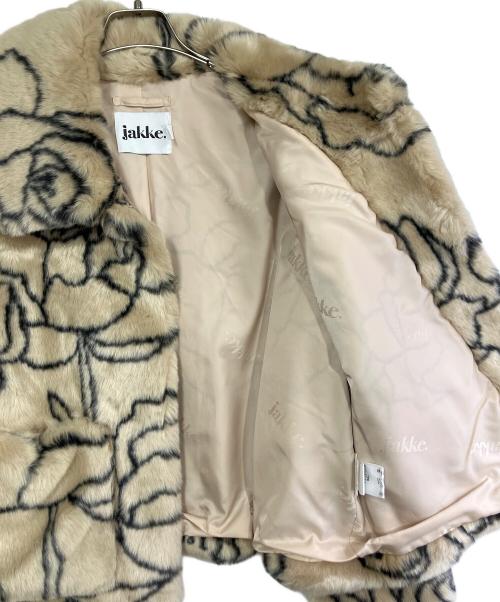 Jakke（ジャッキー）Jakke (ジャッキー) フェイクファージャケット ベージュ サイズ:SIZE 38の古着・服飾アイテム