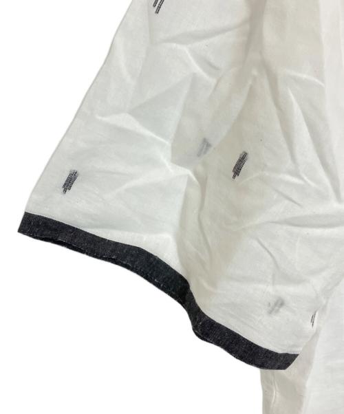 SEEALL（シーオール）SEEALL (シーオール) JAMDANI OPEN COLLAR TUCK SHIRTS ホワイト サイズ:38の古着・服飾アイテム