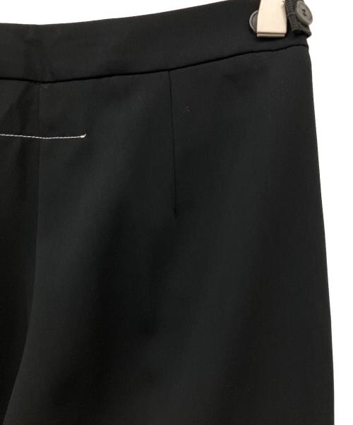 MM6 Maison Margiela（エムエムシックスメゾンマルジェラ）MM6 Maison Margiela (エムエムシックスメゾンマルジェラ) センタープレスパンツ ブラック サイズ:38　の古着・服飾アイテム