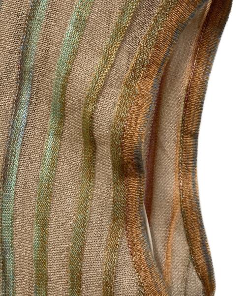 LAGUNA MOON（ラグナムーン）LAGUNA MOON (ラグナムーン) シアーレインボーニットワンピース ベージュ サイズ:S 未使用品の古着・服飾アイテム