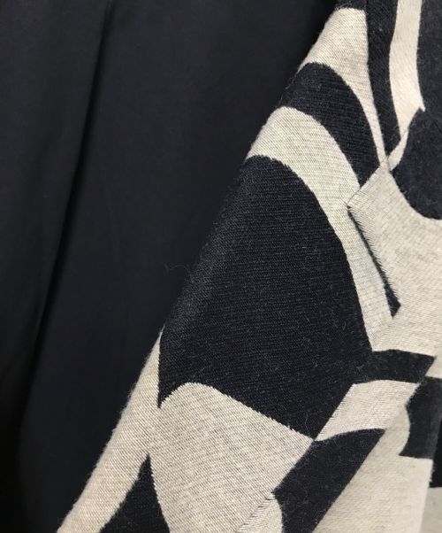 DIANE VON FURSTENBERG（ダイアンフォンファステンバーグ）DIANE VON FURSTENBERG (ダイアンフォンファステンバーグ) 総柄コート ブラック サイズ:Sの古着・服飾アイテム