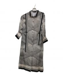 ADORE（アドーア）の古着「オプティカルプリントワンピース」｜アイボリー