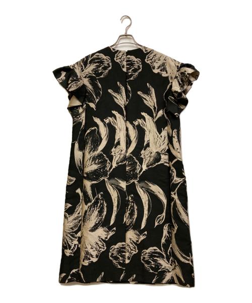ADORE（アドーア）ADORE (アドーア) モノトーンビッグフラワーワンピース ブラック サイズ:SAMPLE品の古着・服飾アイテム