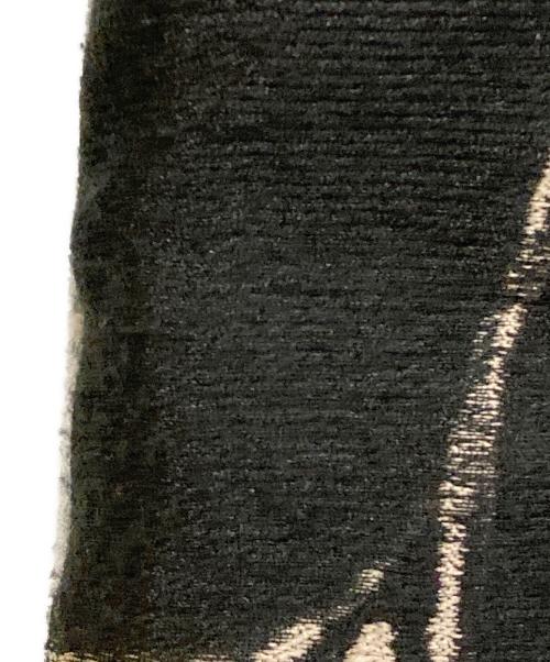 ADORE（アドーア）ADORE (アドーア) モノトーンビッグフラワーワンピース ブラック サイズ:SAMPLE品の古着・服飾アイテム