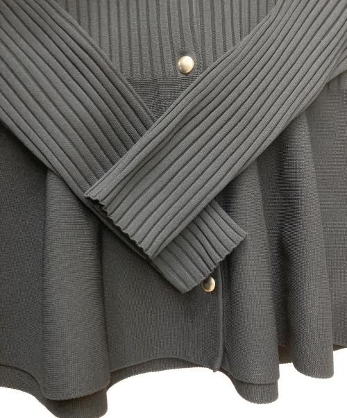 PLST（プラステ）PLST (プラステ) ホールガーメントRペプラムカーディガン 4303006 ブラック サイズ:L 未使用品の古着・服飾アイテム