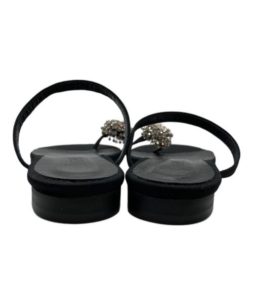 Hoaw（ハァウ）Hoaw (ハァウ) ビジューフラットサンダル ブラック サイズ:SIZE 38の古着・服飾アイテム