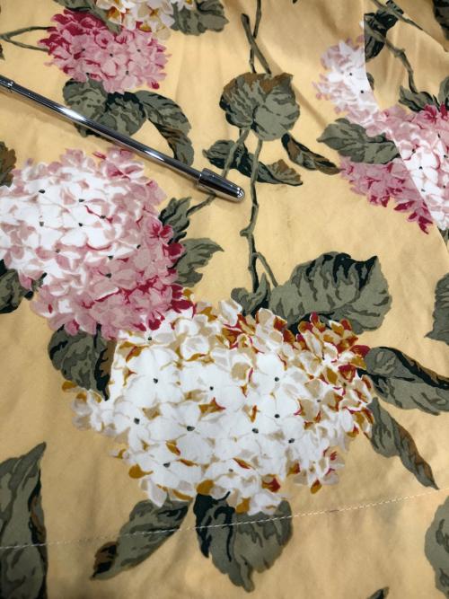 INGEBORG（インゲボルグ）INGEBORG (インゲボルグ) 紫陽花柄ワンピース イエロー サイズ:-の古着・服飾アイテム