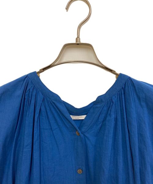 kurashi&trips publishing（クラシアンドトリップス パブリッシング）KURASHI&Trips PUBLISHING (クラシアンドトリップス パブリッシング) 3WAY後ろさがりギャザーワンピース ブルー サイズ:FREEの古着・服飾アイテム