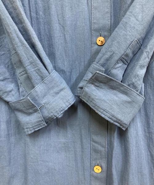 kurashi&trips publishing（クラシアンドトリップス パブリッシング）KURASHI&Trips PUBLISHING (クラシアンドトリップス パブリッシング) 3WAY後ろさがりギャザーワンピース ブルー サイズ:FREEの古着・服飾アイテム