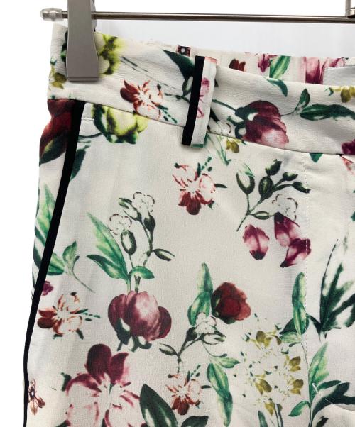 3.1 phillip lim（スリーワンフィリップリム）3.1 phillip lim (スリーワンフィリップリム) 総柄シルクパンツ アイボリーの古着・服飾アイテム