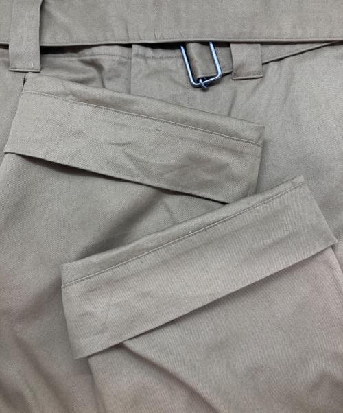 MARGARET HOWELL（マーガレットハウエル）MARGARET HOWELL (マーガレットハウエル) ドライコンパクトコットントラウザーズ ブラウン サイズ:L 未使用品の古着・服飾アイテム