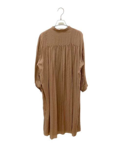 23区（ニジュウサンク）23区 (ニジュウサンク) ALBINIリラックスシアー ワンピース ブラウン サイズ:36の古着・服飾アイテム