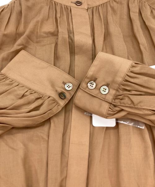 23区（ニジュウサンク）23区 (ニジュウサンク) ALBINIリラックスシアー ワンピース ブラウン サイズ:36の古着・服飾アイテム