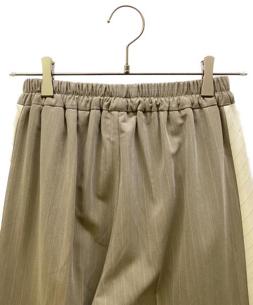 eimee law（エイミーロウ）eimee law (エイミーロウ) バイヤスライン微配ストライプパンツ ベージュ サイズ:FREEの古着・服飾アイテム