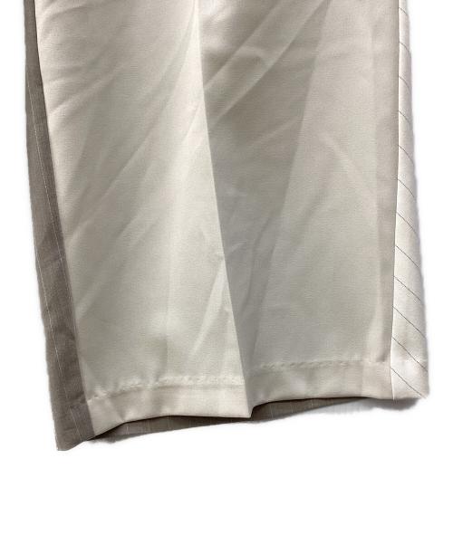 eimee law（エイミーロウ）eimee law (エイミーロウ) バイヤスライン微配ストライプパンツ ベージュ サイズ:FREEの古着・服飾アイテム