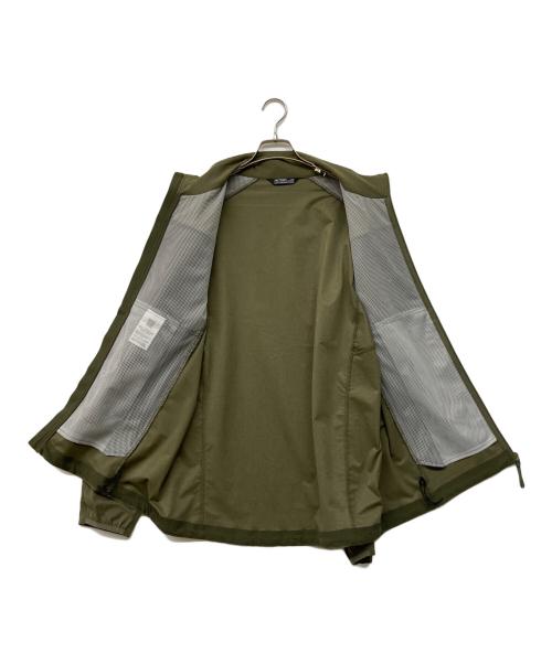 ARC'TERYX（アークテリクス）ARC'TERYX (アークテリクス) GAMMA LIGHTWEIGHT JACKET カーキ サイズ:sizeMの古着・服飾アイテム
