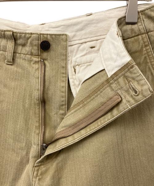 BEAMS PLUS（ビームスプラス）BEAMS PLUS (ビームスプラス) ヘリンボーンツイルパンツ カーキ サイズ:Mの古着・服飾アイテム