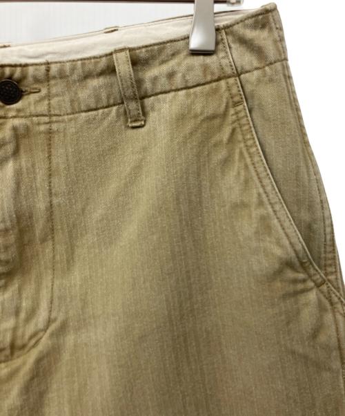 BEAMS PLUS（ビームスプラス）BEAMS PLUS (ビームスプラス) ヘリンボーンツイルパンツ カーキ サイズ:Mの古着・服飾アイテム