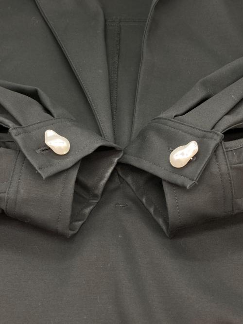 Adam et Rope（アダム エ ロペ）Adam et Rope (アダム エ ロペ) タックスリーブスキッパーシャツ ブラック サイズ:-の古着・服飾アイテム