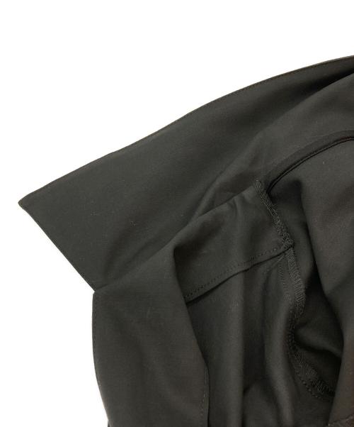 Adam et Rope（アダム エ ロペ）Adam et Rope (アダム エ ロペ) タックスリーブスキッパーシャツ ブラック サイズ:-の古着・服飾アイテム