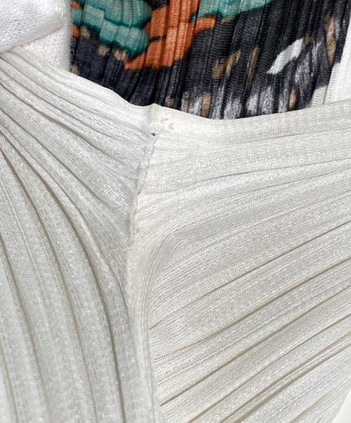 PLEATS PLEASE（プリーツプリーズ）PLEATS PLEASE (プリーツプリーズ) プリントプリーツカットソー ホワイト サイズ:3の古着・服飾アイテム