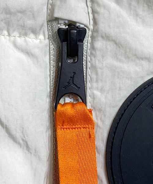 Paris Saint-Germain（パリサンジェルマン）Paris Saint-Germain (パリサンジェルマン) JORDAN (ジョーダン) PARKA LIGHT BONE/STONE ホワイト サイズ:Mの古着・服飾アイテム