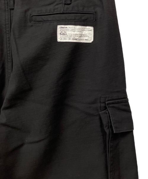 Liberaiders（リベレイダース）Liberaiders (リベレイダース) 6 POCKET ARMY PANTS ブラック サイズ:32の古着・服飾アイテム