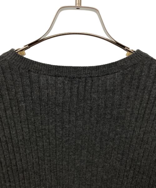 Spick and Span（スピック＆スパン）Spick and Span (スピック＆スパン) ヘンリーネックリブニットワンピース グレー サイズ:Fの古着・服飾アイテム