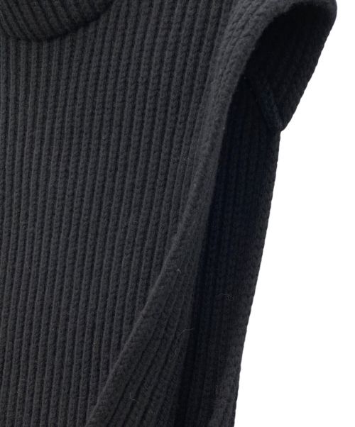 JIL SANDER（ジルサンダー）JIL SANDER (ジルサンダー) タートルネックニットベスト ブラック サイズ:36の古着・服飾アイテム
