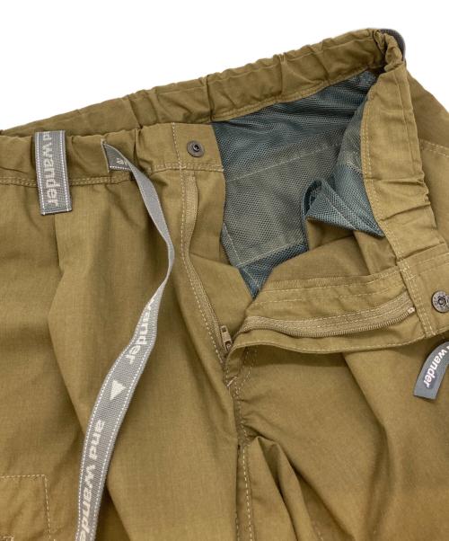 and wander（アンドワンダー）and wander (アンドワンダー) ハーフパンツ カーキ サイズ:2の古着・服飾アイテム