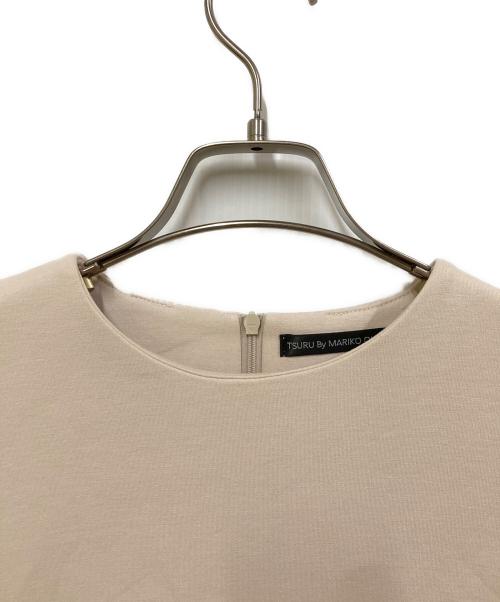 TSURU by MARIKO OIKAWA（ツルバイマリコオイカワ）Tsuru by Mariko Oikawa (ツルバイマリコオイカワ) Kirill/ペプラムトップス ベージュ サイズ:SIZE Freeの古着・服飾アイテム