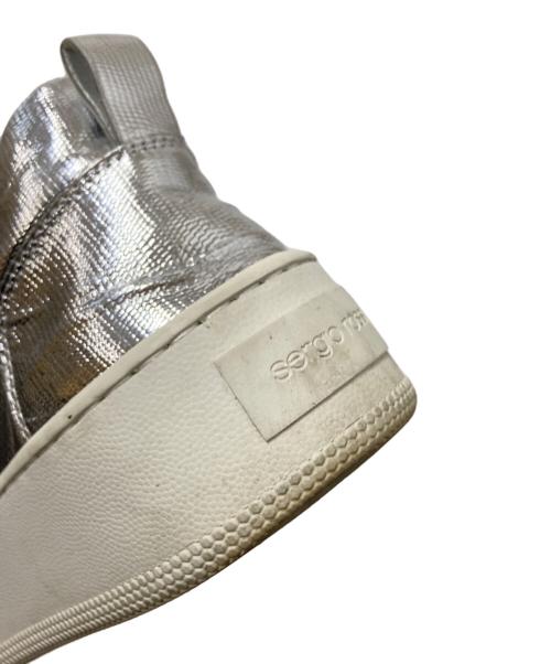 sergio rossi（セルジオロッシ）sergio rossi (セルジオロッシ) スリッポン シルバー サイズ:37の古着・服飾アイテム