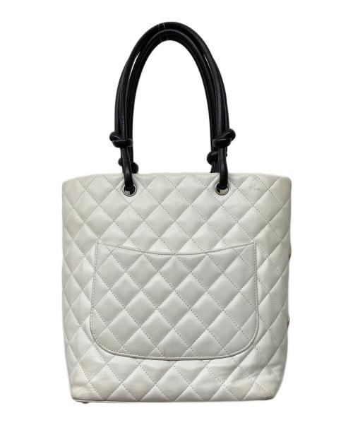 CHANEL（シャネル）CHANEL (シャネル) カンボンライン パイソンココマークミディアム トートバッグ ホワイト×ベージュの古着・服飾アイテム