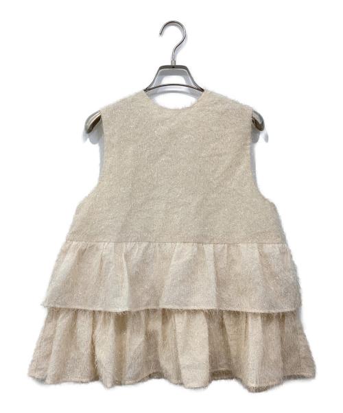 fiolily（フィオリリー）fiolily (フィオリリー) スパークリングペプラムスリーブレストップス アイボリー サイズ:Freeの古着・服飾アイテム
