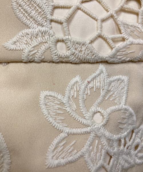 PROPORTION BODY DRESSING（プロポーションボディドレッシング）PROPORTION BODY DRESSING (プロポーションボディドレッシング) フラワーエンブロイダリーワンピース ベージュ サイズ:Sの古着・服飾アイテム