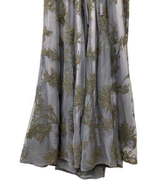 FRAY ID（フレイ アイディー）FRAY ID (フレイ アイディー) コードエンブロイダリードレス グレーの古着・服飾アイテム