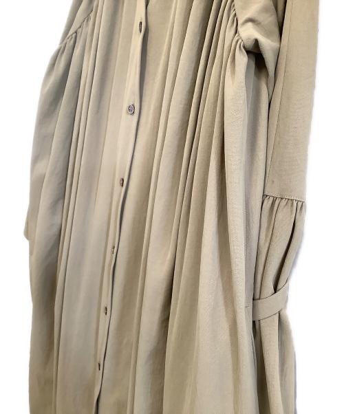 ELIN（エリン）ELIN (エリン) Dry twill flared slv dress ベージュ サイズ:36の古着・服飾アイテム