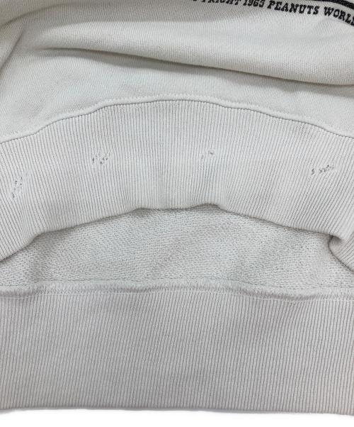 PEANUTS（ピーナッツ）PEANUTS (ピーナッツ) MARC JACOBS (マークジェイコブス) ダメージ加工クルーネックスウェット ホワイト サイズ:Mの古着・服飾アイテム