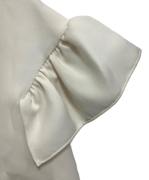 maison de dolce（メゾンドドルチェ）maison de dolce (メゾンドドルチェ) フィオーレトップス アイボリー サイズ:Freeの古着・服飾アイテム