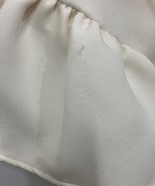 maison de dolce（メゾンドドルチェ）maison de dolce (メゾンドドルチェ) フィオーレトップス アイボリー サイズ:Freeの古着・服飾アイテム