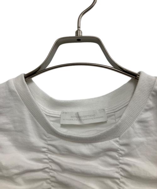 nothingeverything（ナッシングエブリシング）nothingeverything (ナッシングエブリシング) SHIRRING トップス ホワイト サイズ:OSの古着・服飾アイテム