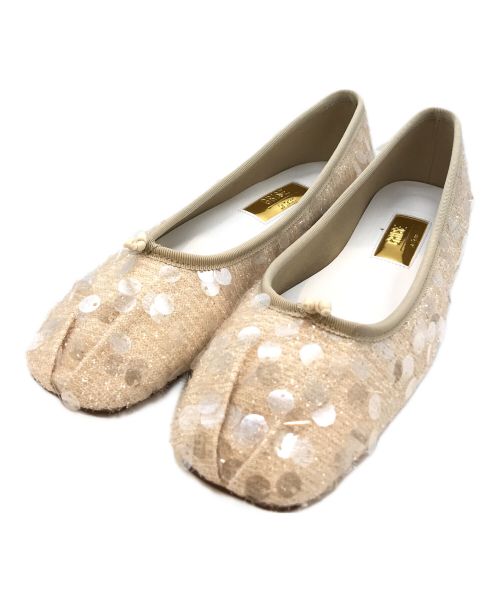 Le Talon GRISE（ル タロン グリーズ）Le Talon GRISE (ル タロン グリーズ) スクエアプリーツフラット ベージュ サイズ:22の古着・服飾アイテム