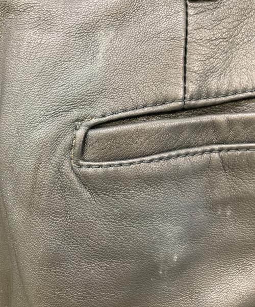 Cinquanta（チンクワンタ）Cinquanta (チンクワンタ) レザーショーツ ブラック サイズ:48の古着・服飾アイテム