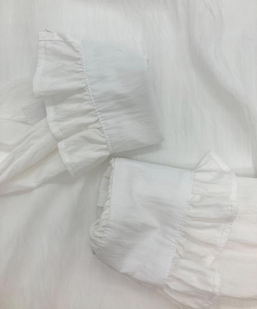 LIVETART（リヴェタート）LIVETART (リヴェタート) エリフリルシャツ ホワイト サイズ:FREEの古着・服飾アイテム