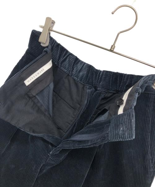 MARKA（マーカ）MARKA (マーカ) PLEAT FRONT PEGTOP ORGANIC COTTON CORDUROY PANTS ネイビー サイズ:3の古着・服飾アイテム
