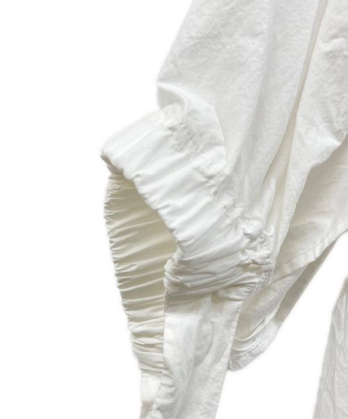 ENFOLD（エンフォルド）ENFOLD (エンフォルド) GATHER－SLEEVE BLOUSE ホワイト サイズ:38の古着・服飾アイテム