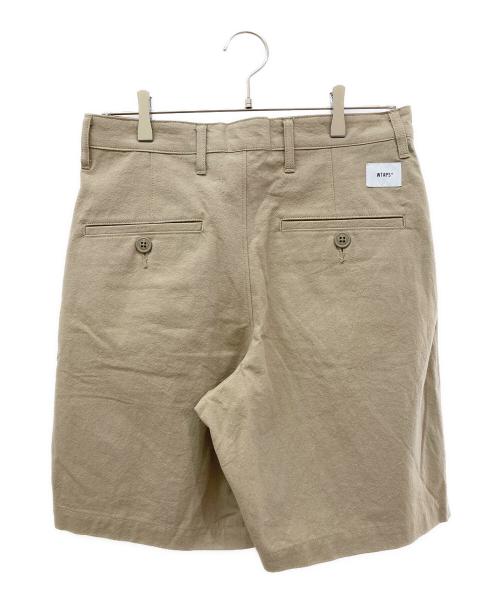 WTAPS（ダブルタップス）WTAPS (ダブルタップス) TUCK SHORTS COTTON CANVAS ベージュ サイズ:X 01の古着・服飾アイテム