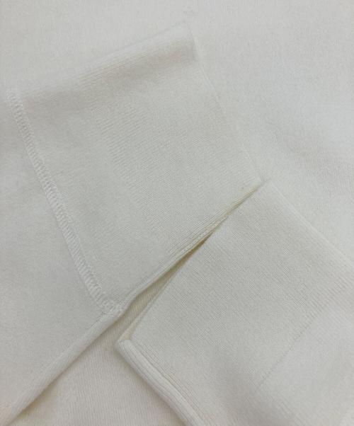 BEAUTY&YOUTH（ビューティーアンドユース）BEAUTY&YOUTH (ビューティーアンドユース) ソフトコットン Vネック スムース ニットプルオーバー アイボリー サイズ:FREEの古着・服飾アイテム