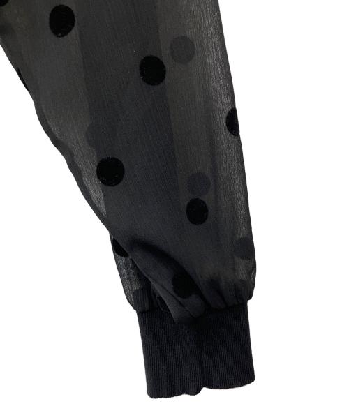 NOLLEY'S（ノーリーズ）NOLLEY'S (ノーリース) シアーフロッキードット柄クルーネックカーディガン ブラック サイズ:38の古着・服飾アイテム